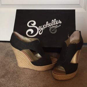 Seychelles Black canvas wedges